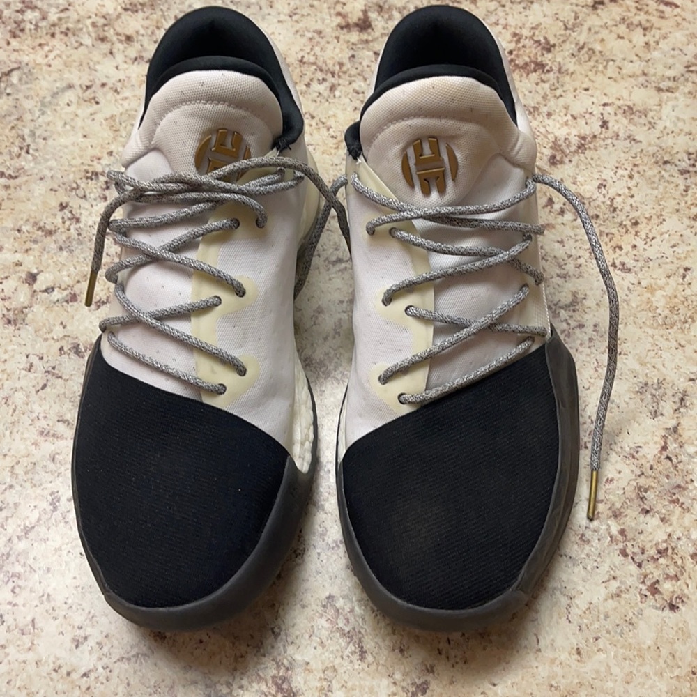 Boys sneakers